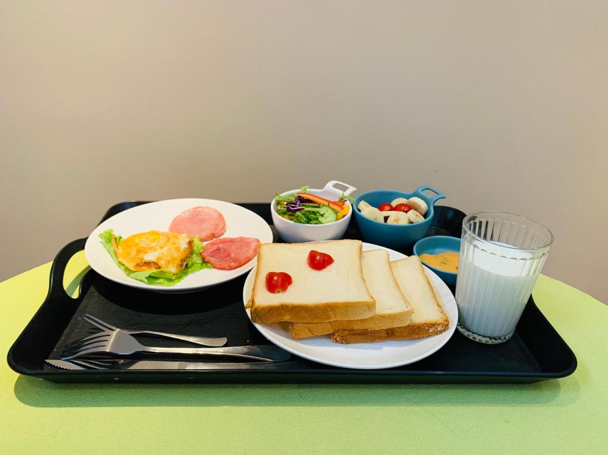 Complimentary Breakfast