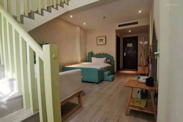 Duplex Quadruple Room